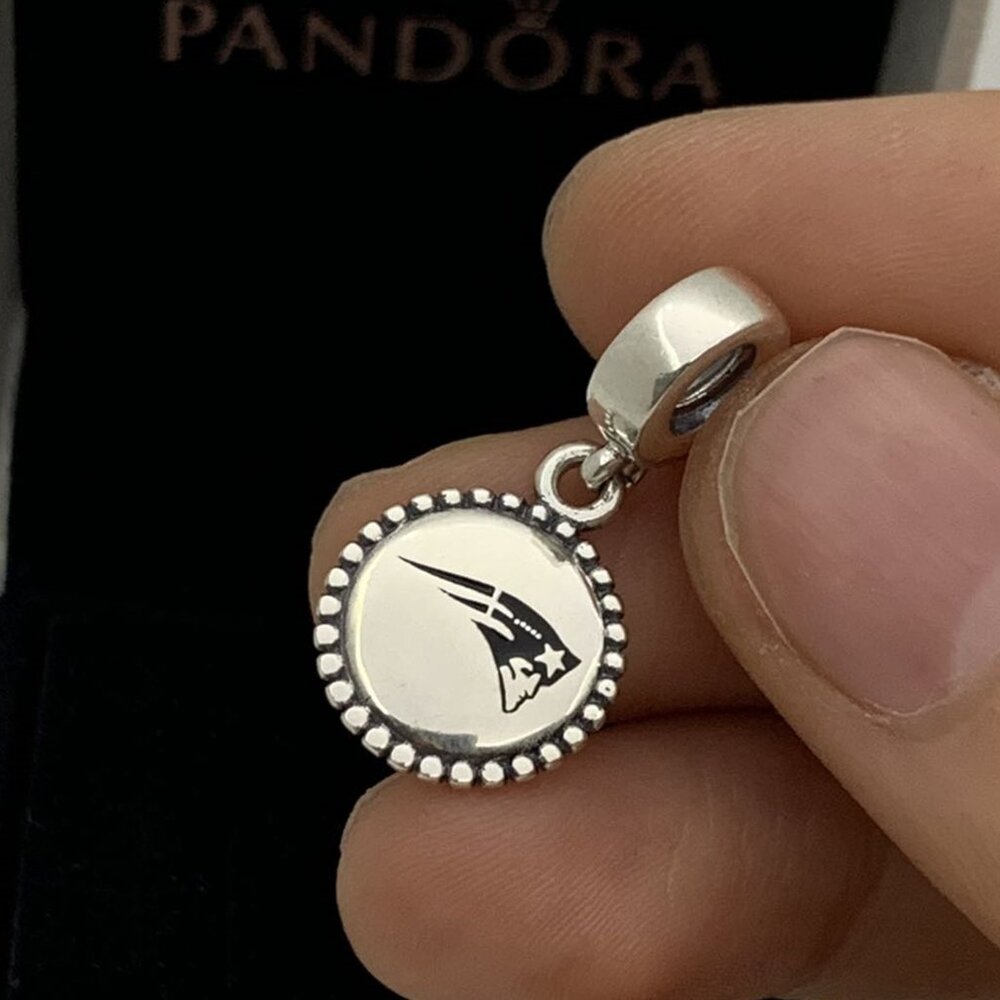 ✨🔥Pandora NFL Football New England Patriots Exclusive Dangle Charm